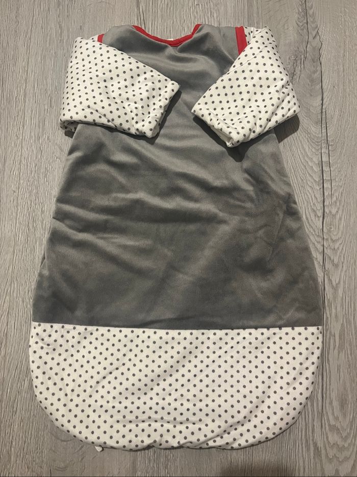 Combinaison bébé Disney Minnie – Taille 1 (manches amovibles) - photo numéro 3