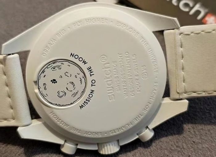 Montreomega swatch - photo numéro 4