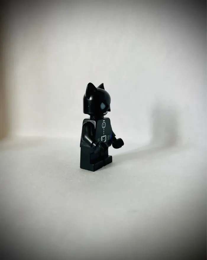 Minifigurine LEGO Super Heroes SH243 - Catwoman - Très bon état - photo numéro 4