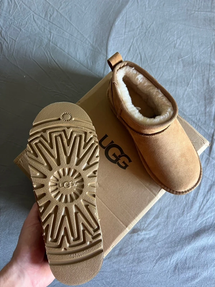 Ugg ultra mini châtaigne 41 - photo numéro 2