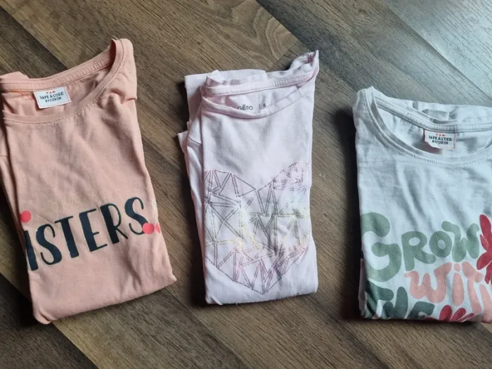 Lot de 6 t-shirts manches longues + 1 débardeur. Fille. Taille 8 ans. Tape à l'œil, Gémo. TBE - photo numéro 5