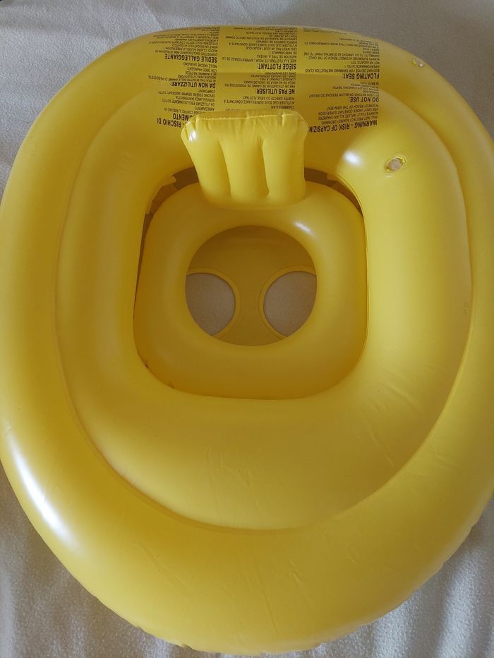 Bouée siège  flottante  bébé jaune 6/12 mois TBE  🌊 - photo numéro 2