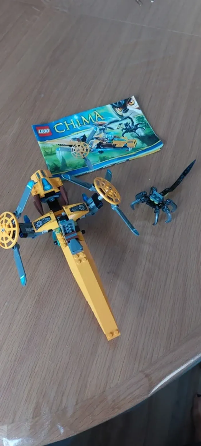 Lego chima l hélicoptère de Lavertus