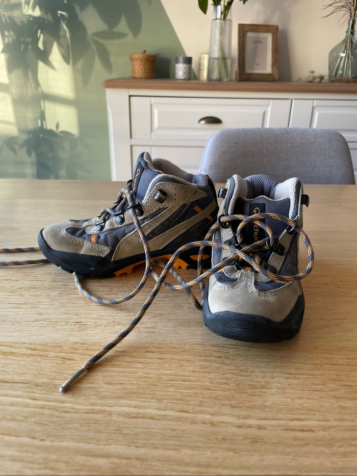 Chaussures randonnée taille 27 - photo numéro 2