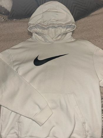 pull nike