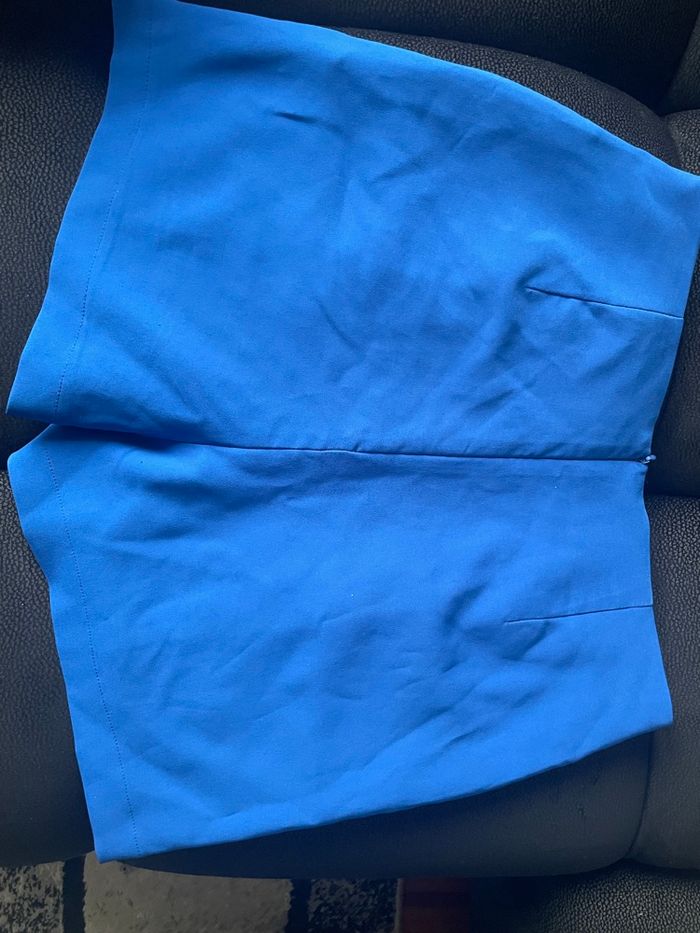 Short bleu - photo numéro 2