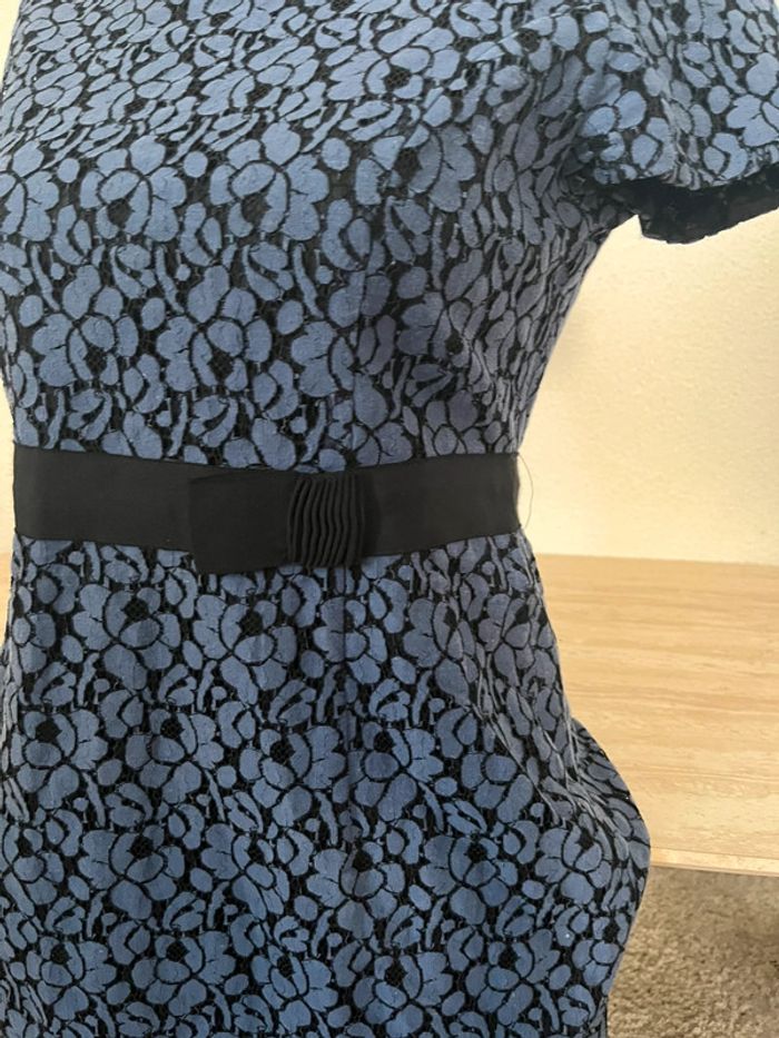 Robe 1.2.3 dentelle taille 42💫bleu noir 💫manches courtes - photo numéro 3