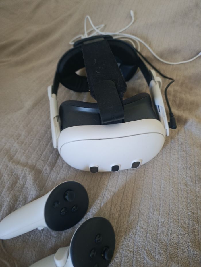 Casque metta quest 3 + sangle et batterie externe bobrove - photo numéro 2