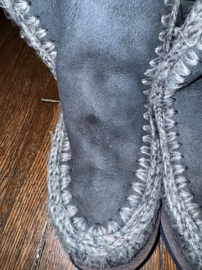 Bottes fourrées Mou Taille 30 Valeur 169 euros - photo numéro 3