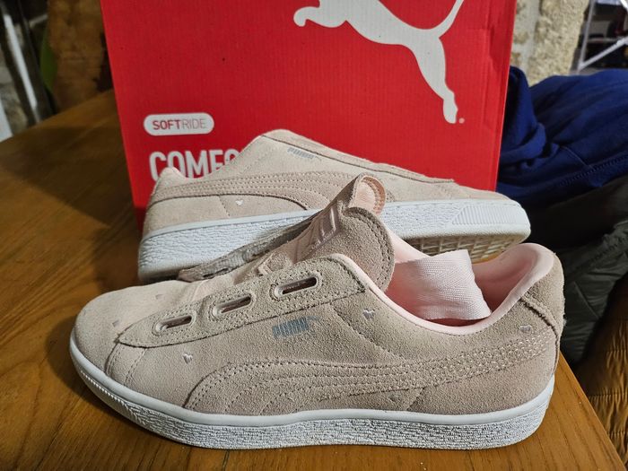 Belles baskets cœur - photo numéro 3