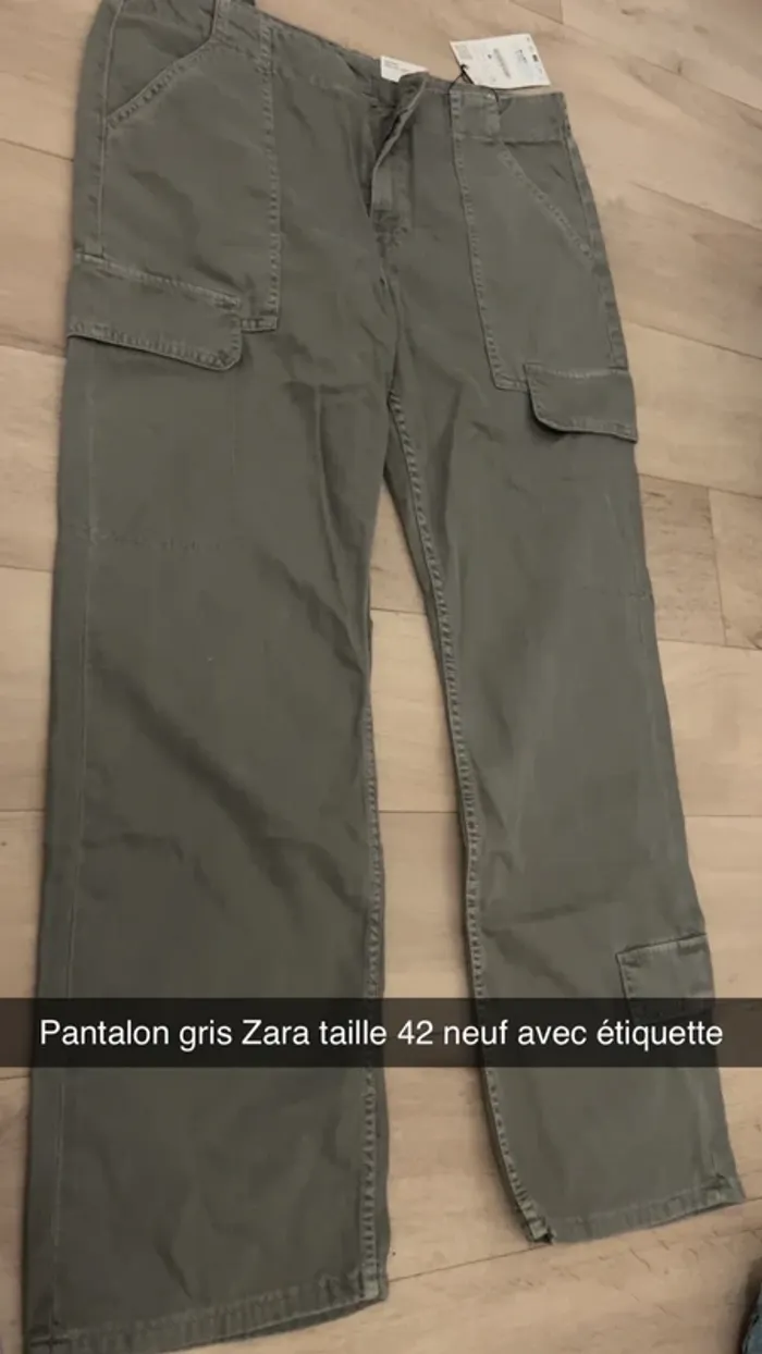 Pantalon cargo gris Zara taille 42 neuf avec étiquette