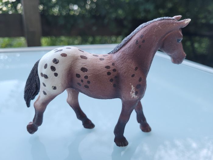 Lot de 3 Chevaux Scheich : 1 marron crinière tressée noeuds blanc, 1 brun et 1 brun et blanc tacheté - photo numéro 6