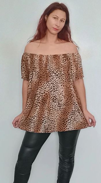 Tunique léopard fluide épaules nues TU