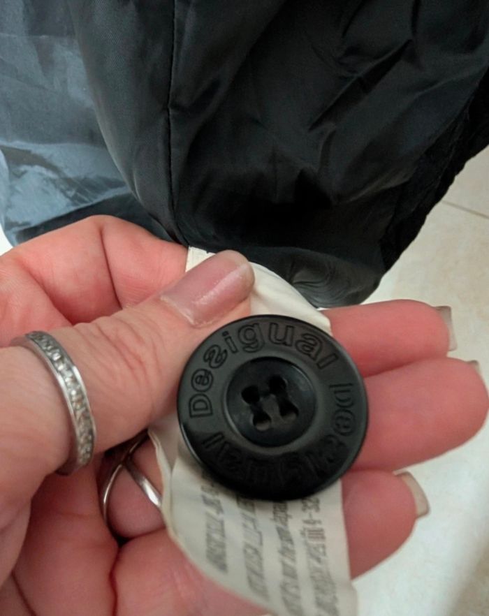 Très beau manteau noir Desigual - photo numéro 6