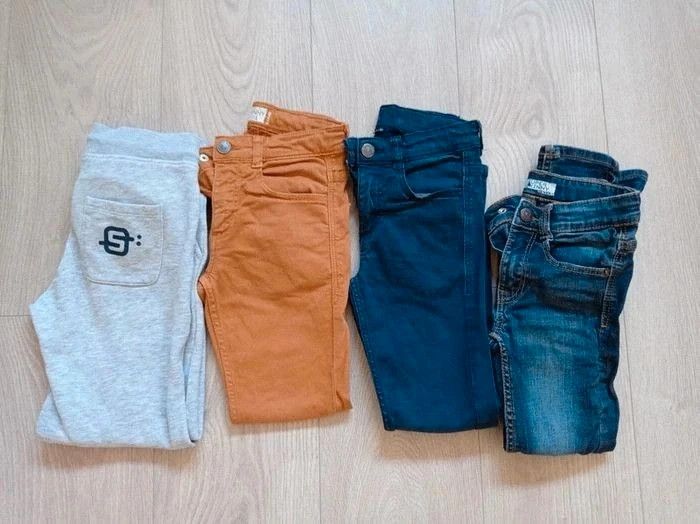 Pantalons Kiabi et Okaïdi 7 ans