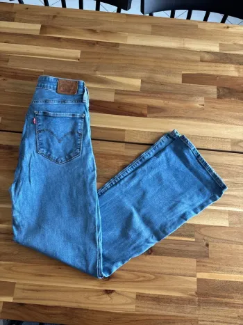 Jean Lévis bootcut taille 30