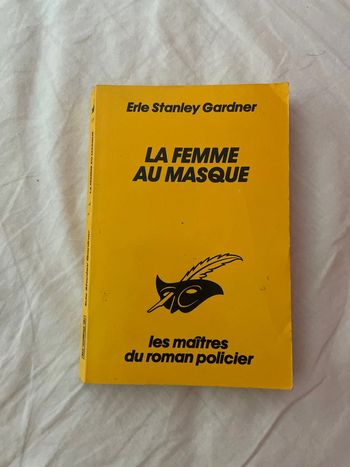 La femme au masque