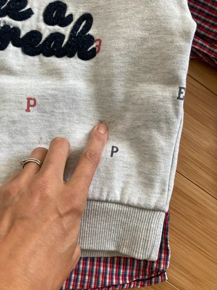 5 ans - Lot de 7 pièces de vêtements sans gros défauts majeurs - photo numéro 3