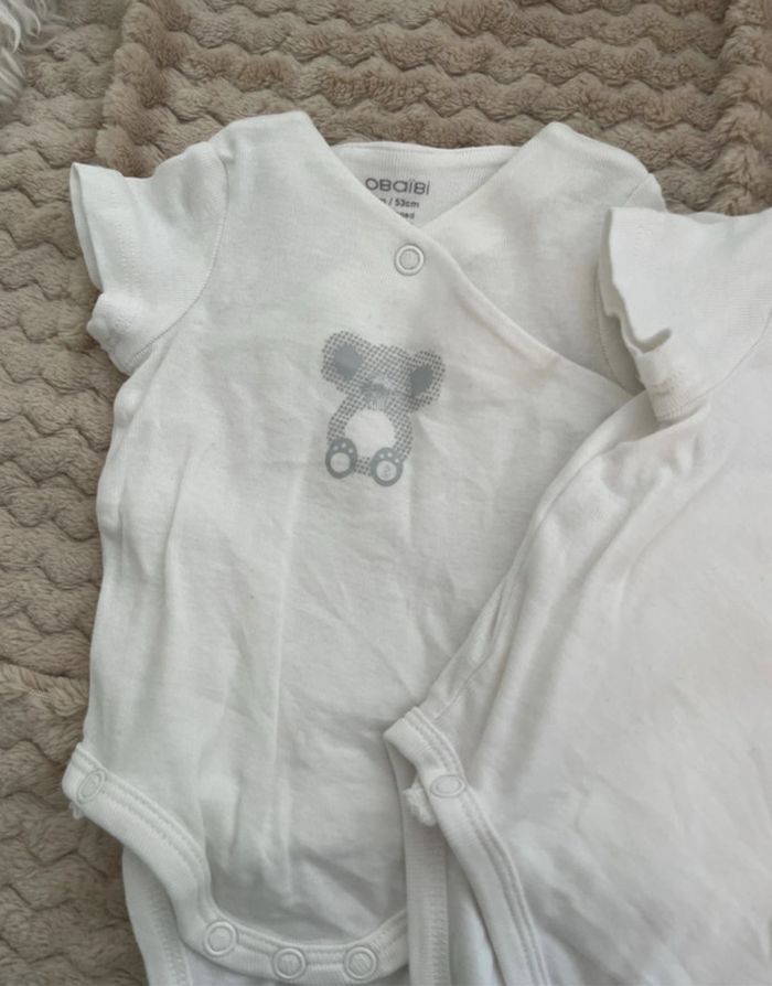 Lot de 2 body Obaïbi 1 mois - photo numéro 3