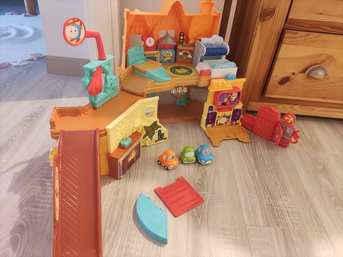 Tutute bolide maison à surprises de Cory Bolides - photo numéro 3