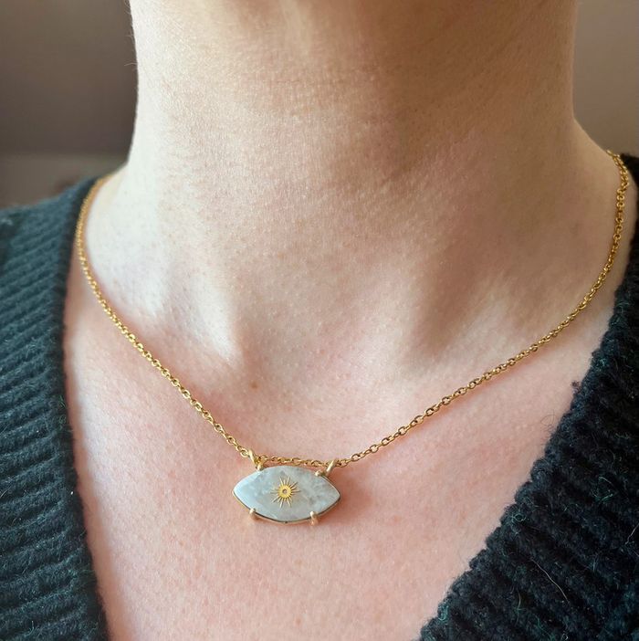 Collier grigri œil Pierre de Lune - photo numéro 10