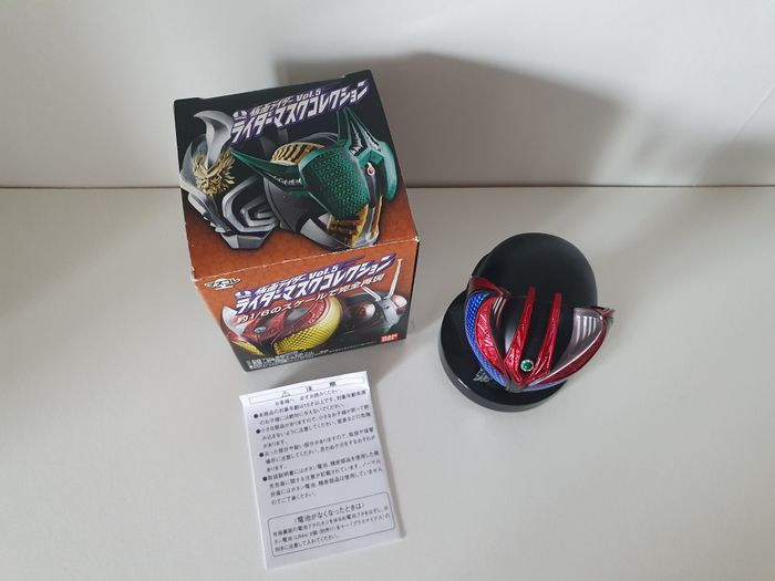 figurine Kamen Rider - Rider Mask Collection Vol.12 BOX Bandai - photo numéro 2