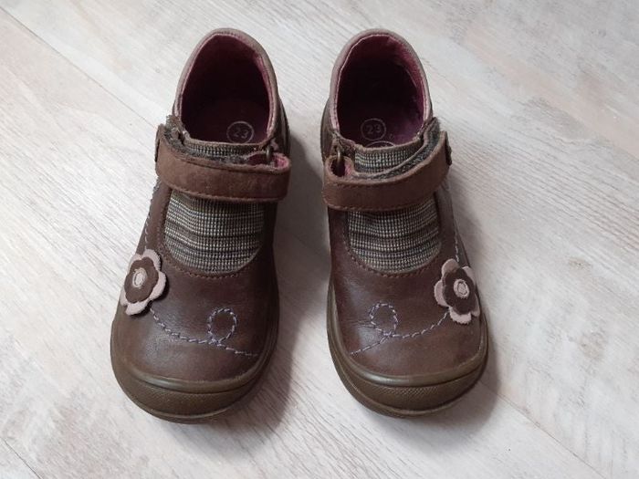 Chaussures fille Taille 23