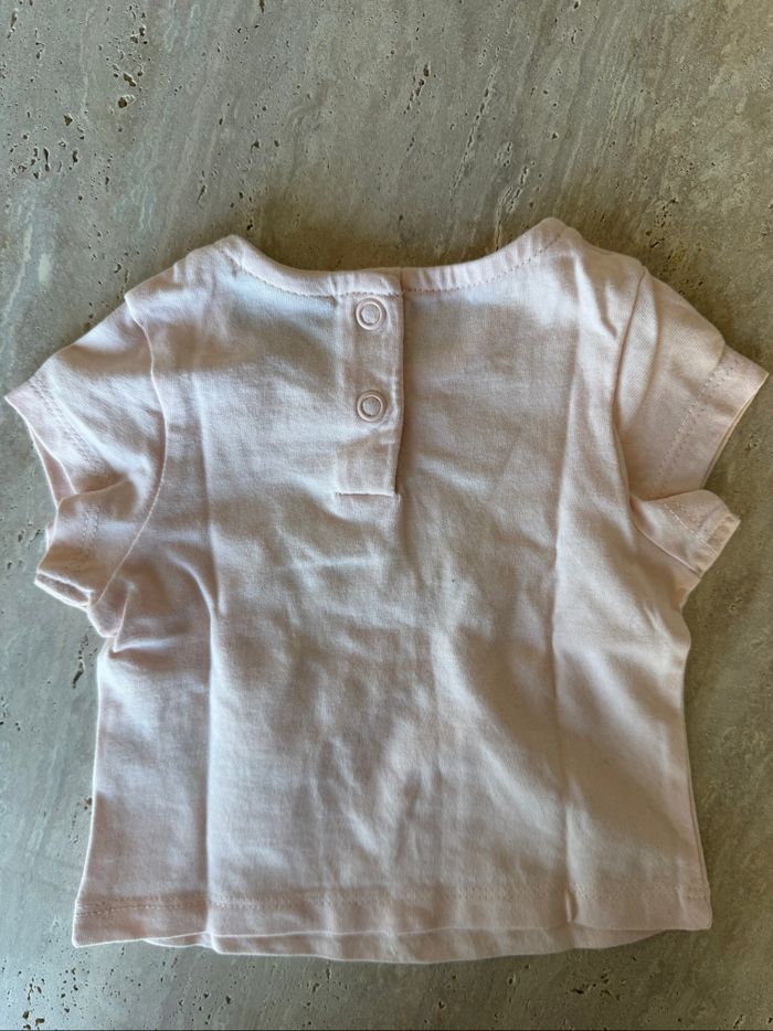T-shirt rose - photo numéro 2