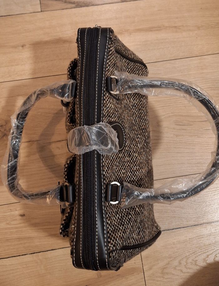Sac à main tweed jamais utilisé - photo numéro 4