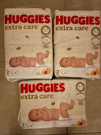 Couches Huggies Taille 2 Neuf
