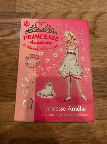 Livre La bibliothèque Rose Princesse Academy Princesse Amélie et le sauvetage du petit phoque
