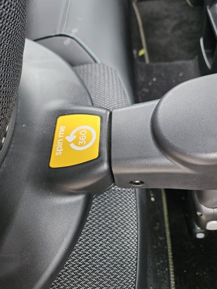 Siege auto pivotant Joie spin 360 GTI - photo numéro 4