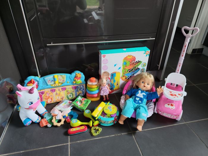 Lot jouet enfant