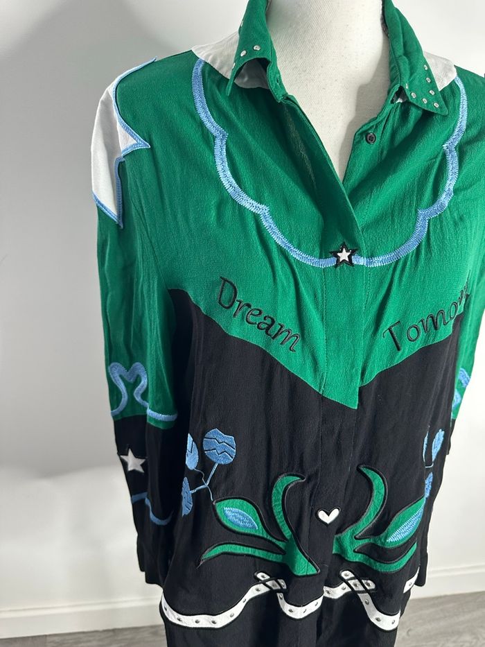 Chemise brodée verte et noire Cloevi Maje T2 38 M - photo numéro 3