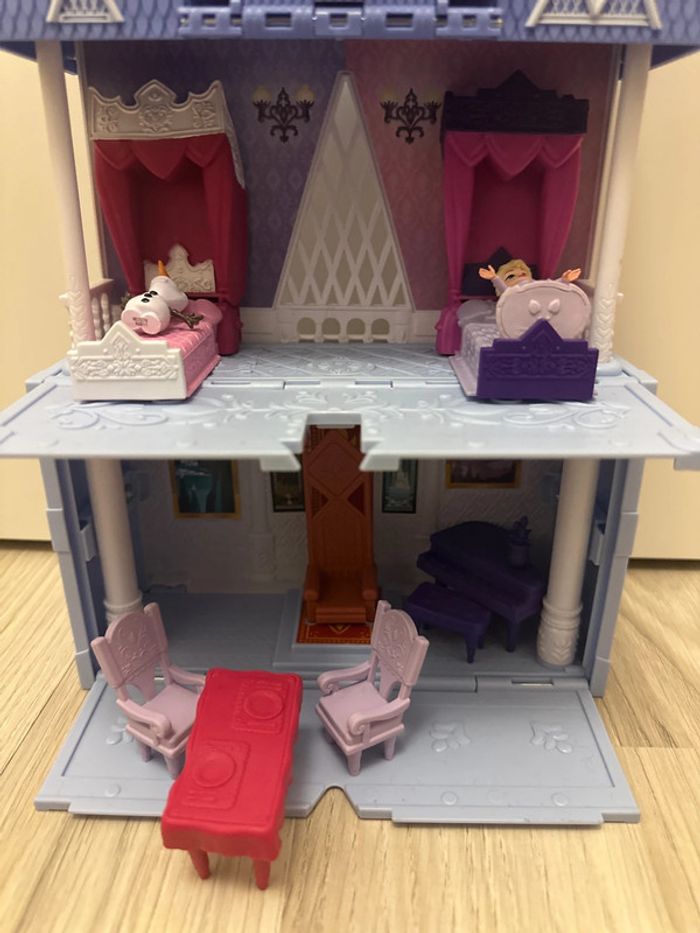 Style polly pocket château reine des neiges - photo numéro 3