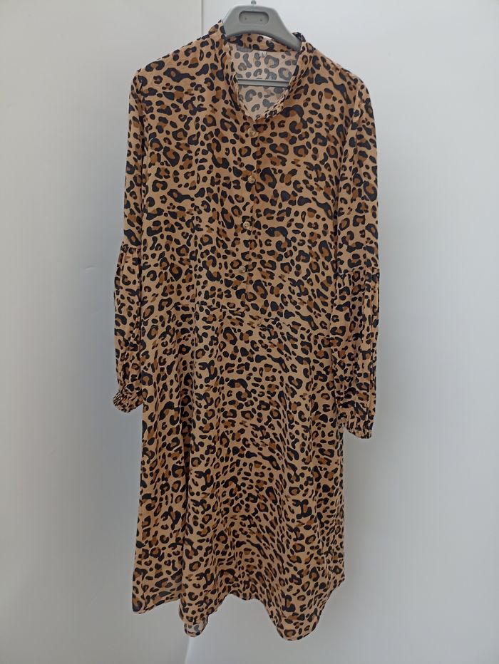 Robe manches longues imprimé léopard