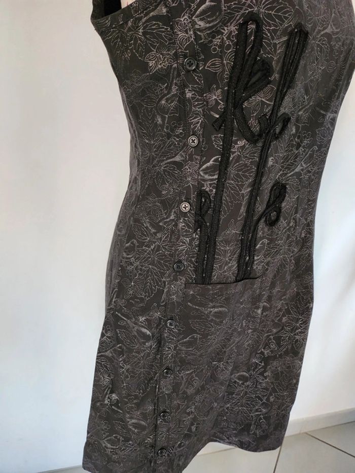 Magnifique Robe Noire à motifs de marque Kanabeach et de taille 40 - photo numéro 3