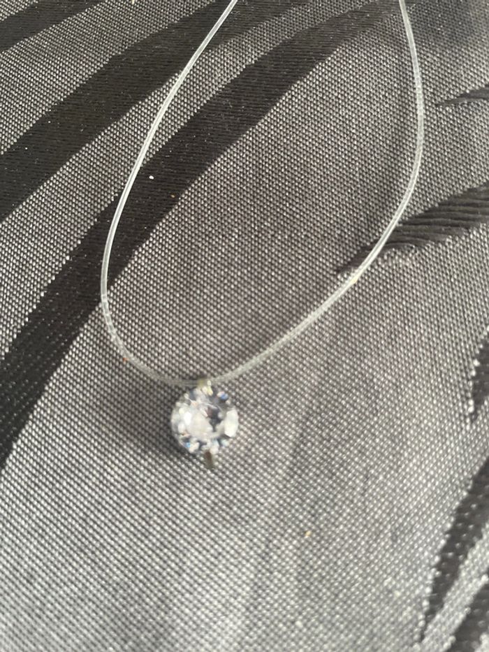 Collier transparent - photo numéro 3