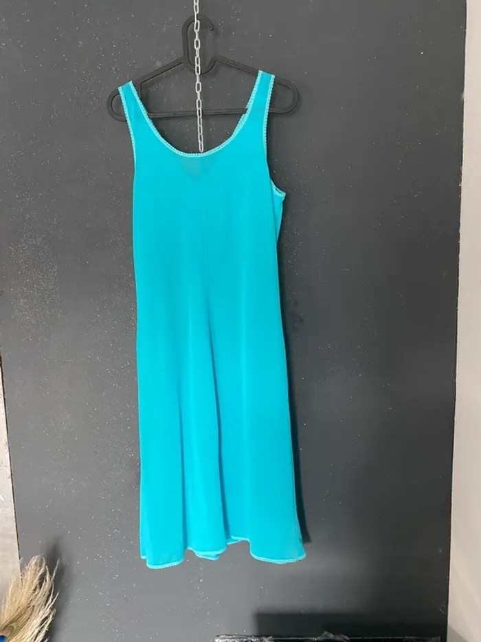 Fond de robe turquoise dentelle ajourée 38/40 - photo numéro 5