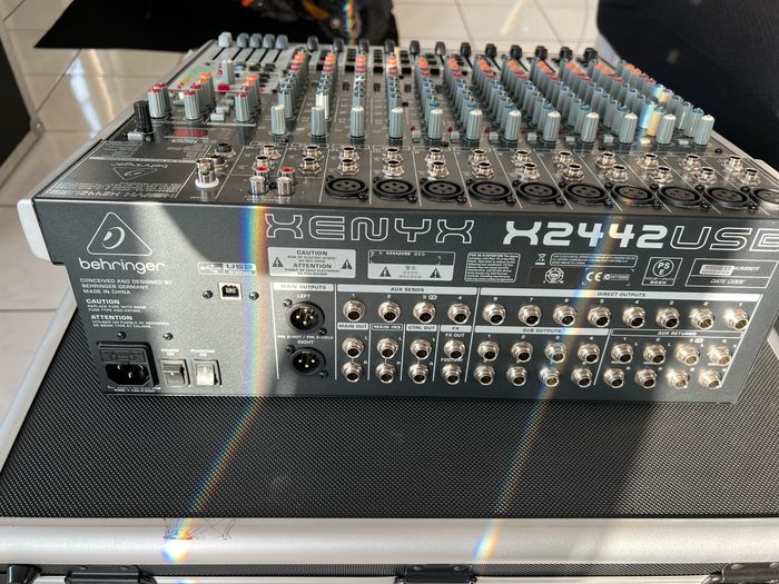 Console son Behringer XENYX X2442USB - photo numéro 2