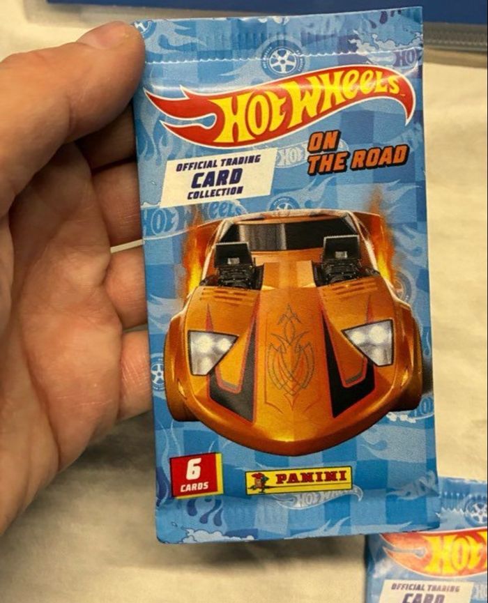 Kit panini cartes à collectionner Hotwheels on the Road - photo numéro 9