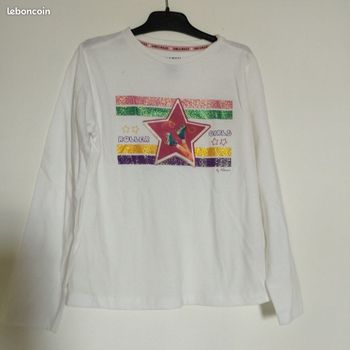 Tshirt Neuf manches longues enfants 6/7ans