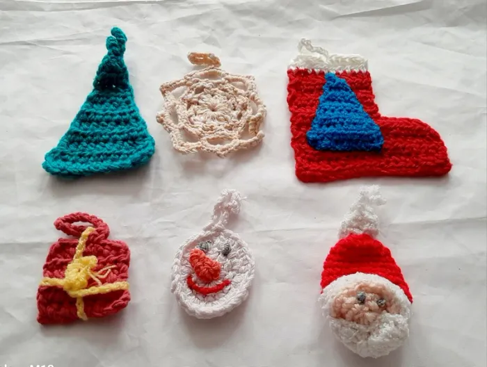 Lot de 6 suspensions pour sapin de Noël faites main au crochet