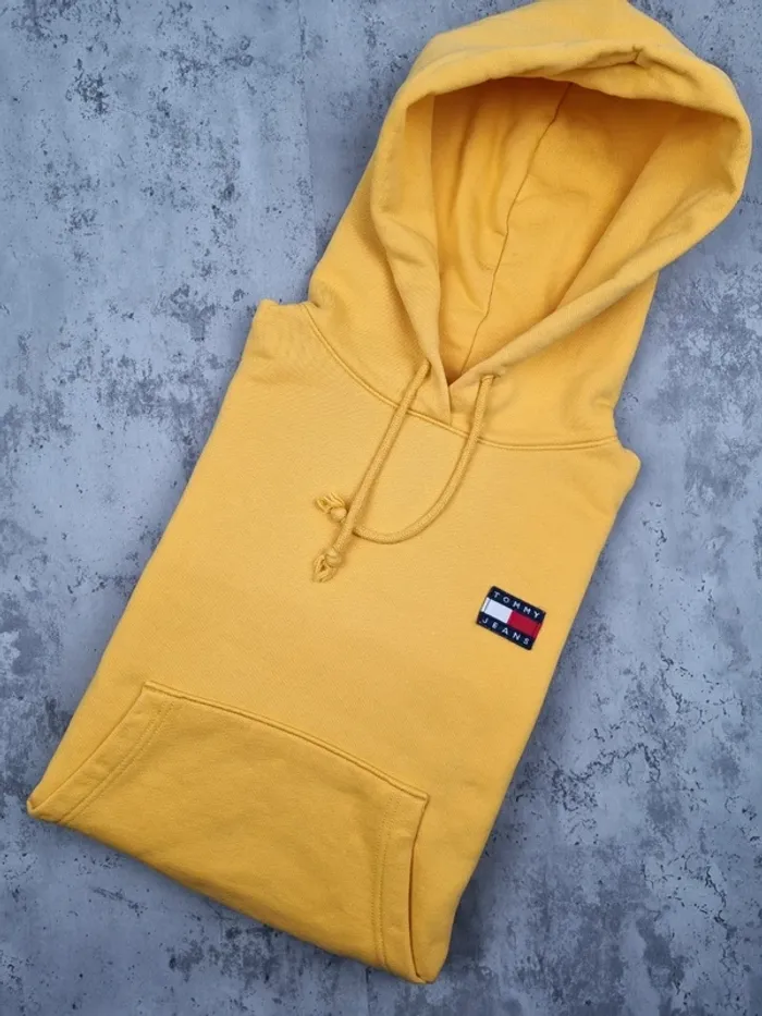 Sweat à Capuche Tommy Jeans Jaune – Taille S Femme