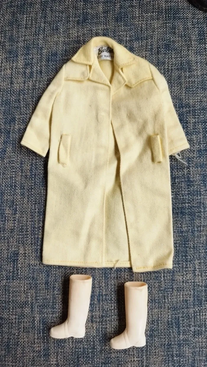 Manteau imperméable barbie vintage midge