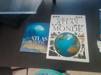 Livre grand atlas jeunesse du monde + nouvel atlas mondial