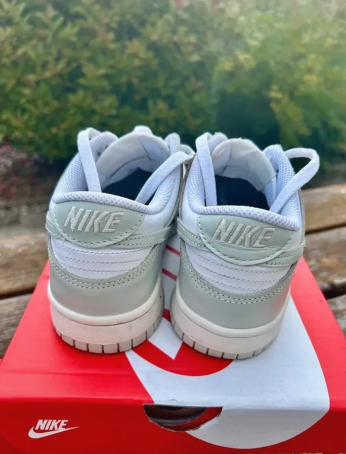Baskets Nike Dunk Low - photo numéro 3