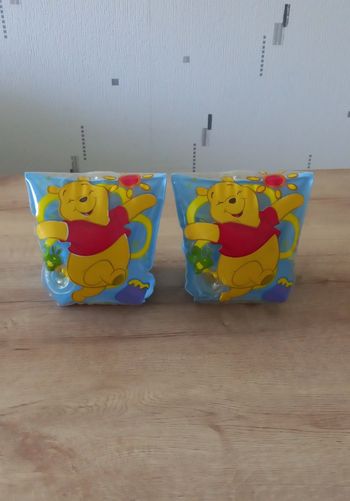 Brassards gonflables enfants " Winnie L'ourson "