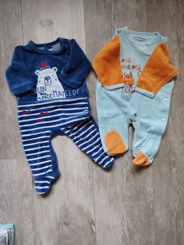 Lot pyjamas 1 mois