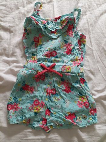 Combishort turquoise à fleurs 3 ans